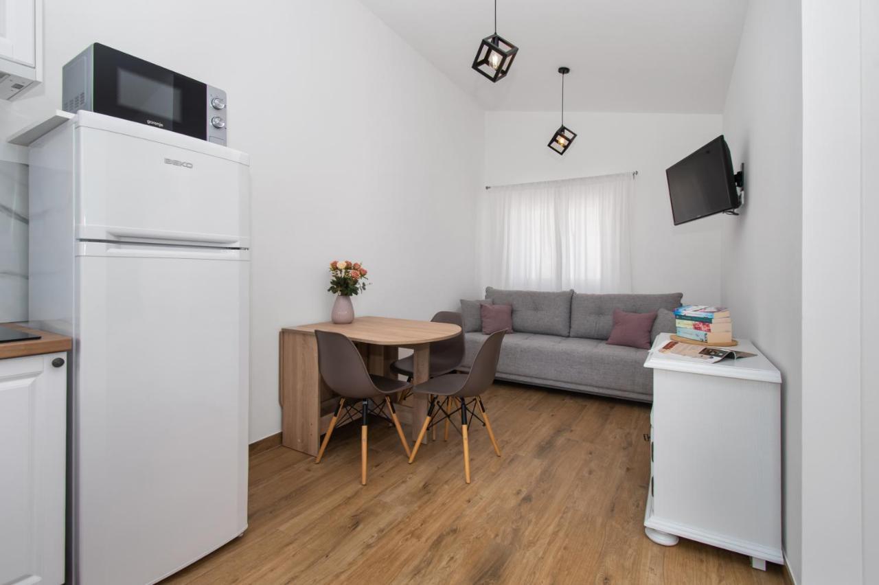 Apartmani Monika Zaboric Buitenkant foto