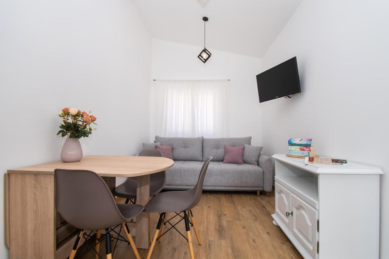 Apartmani Monika Zaboric Buitenkant foto