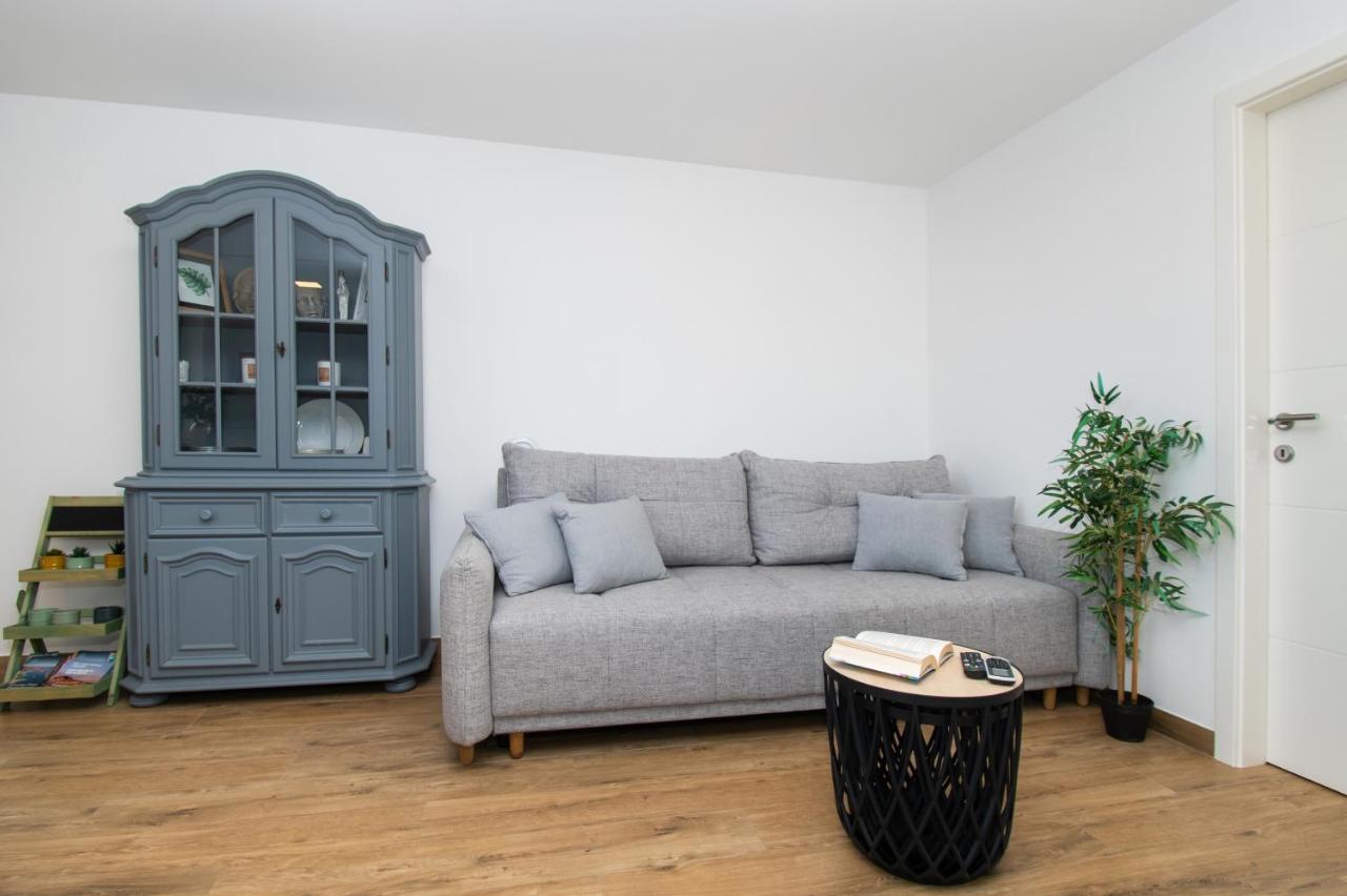 Apartmani Monika Zaboric Buitenkant foto