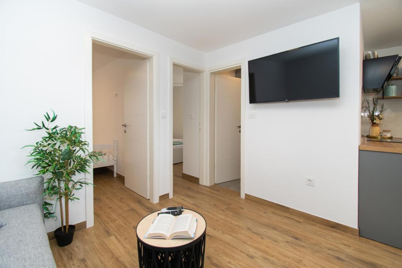 Apartmani Monika Zaboric Buitenkant foto