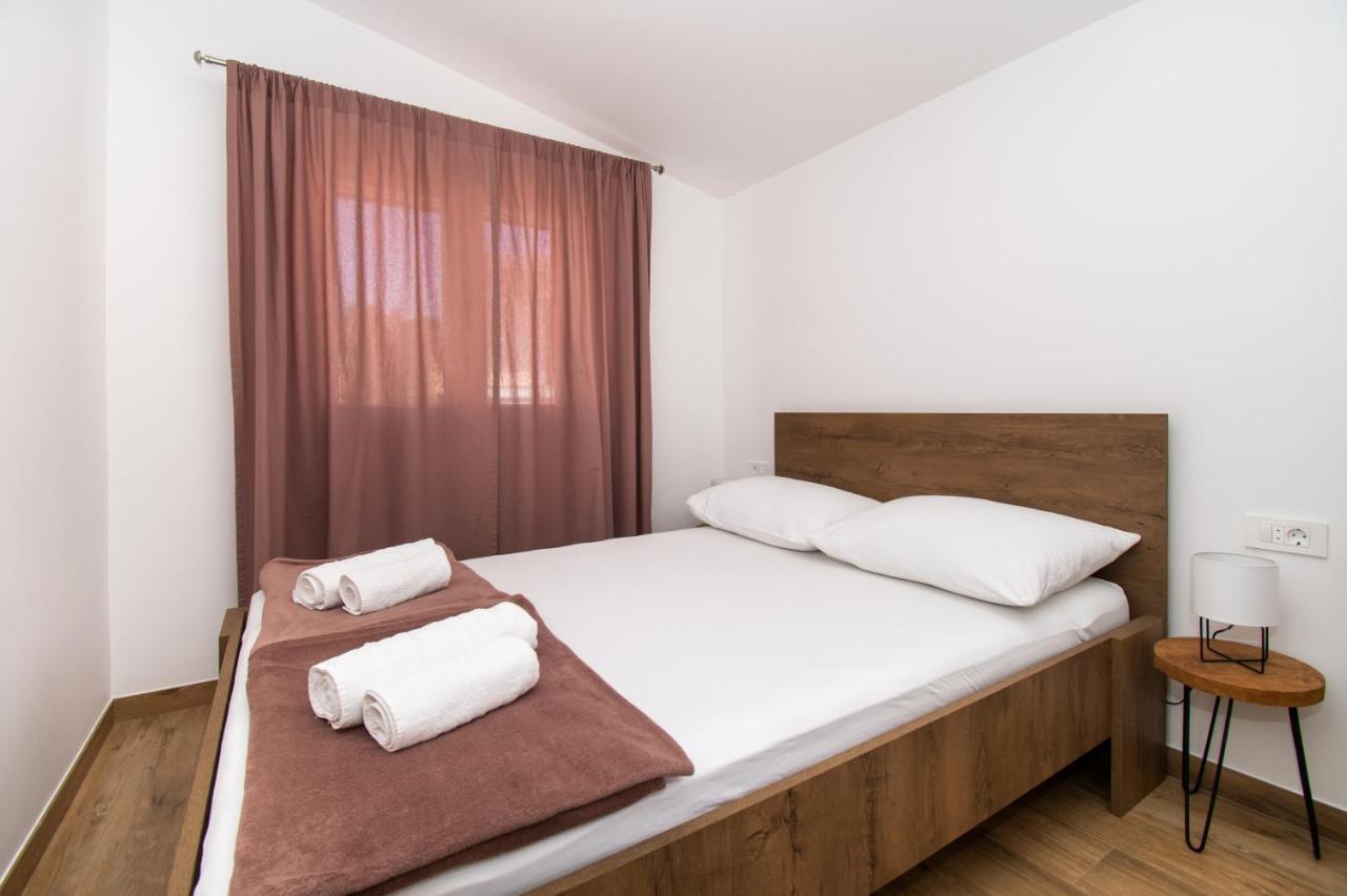 Apartmani Monika Zaboric Buitenkant foto