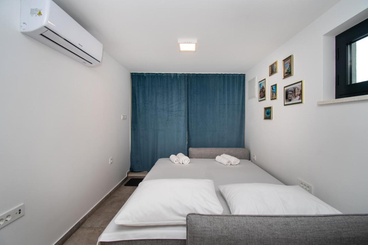 Apartmani Monika Zaboric Buitenkant foto