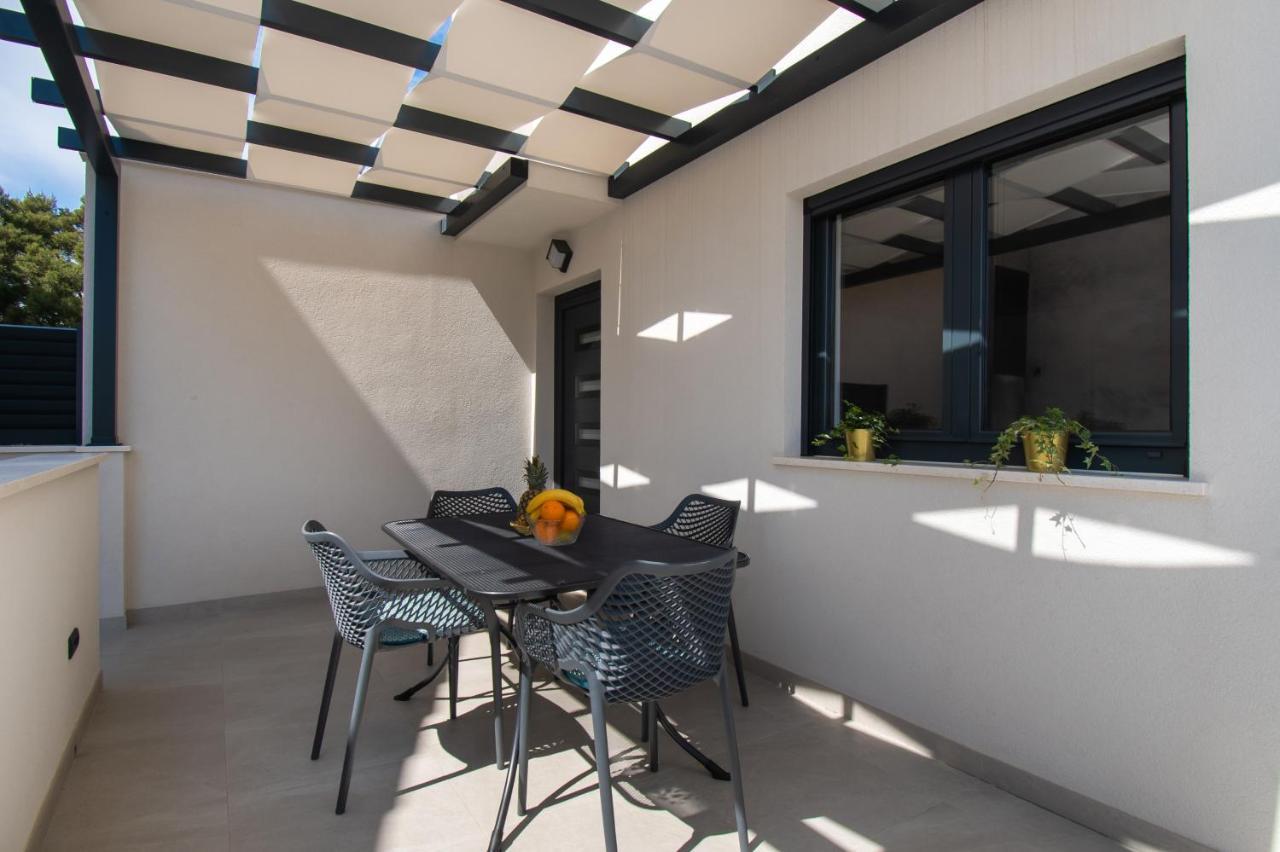 Apartmani Monika Zaboric Buitenkant foto