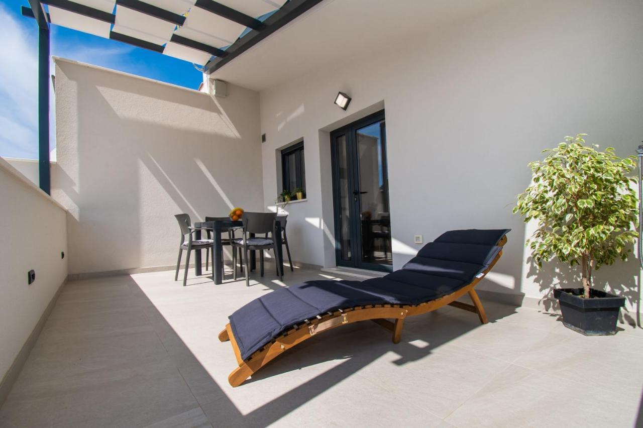 Apartmani Monika Zaboric Buitenkant foto